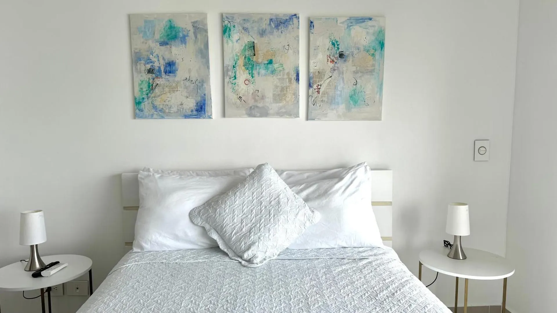Artful With Amazing Balcony - Bay Views Apartment Cartagena